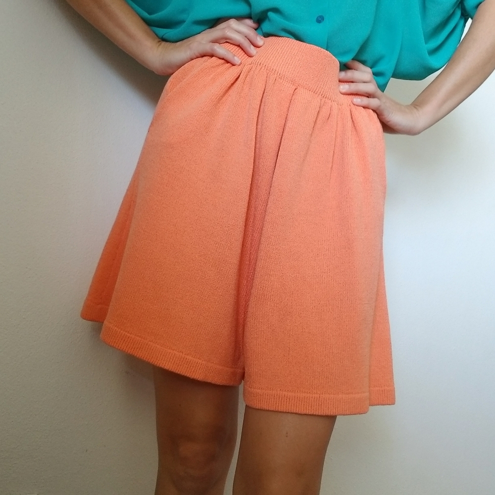 St.John Santana Knit Shorts Peach